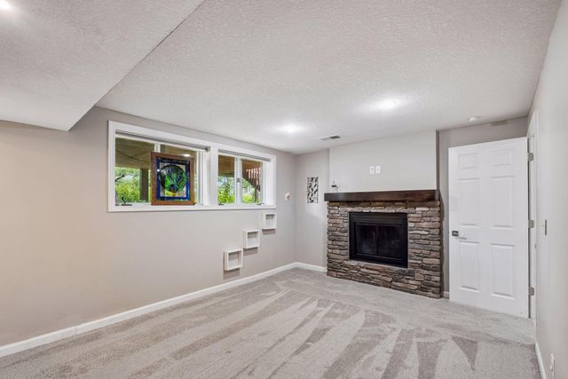 880 Whitney Drive, Apple Valley, MN 55124