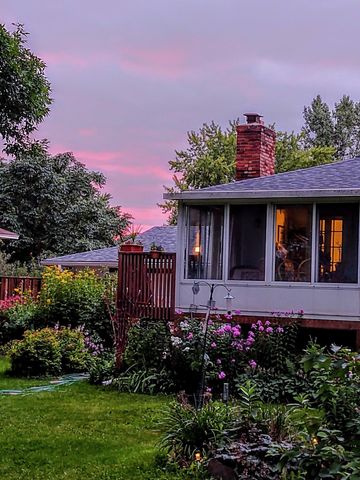 880 Whitney Drive, Apple Valley, MN 55124