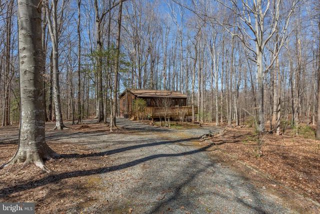 264 HOLLY CORNER RD, Fredericksburg, VA 22406