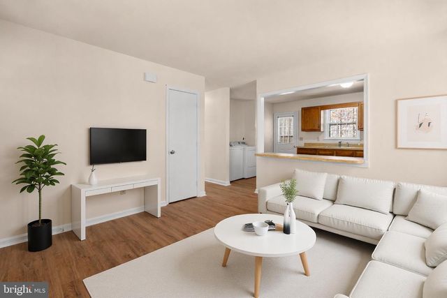 264 HOLLY CORNER RD, Fredericksburg, VA 22406