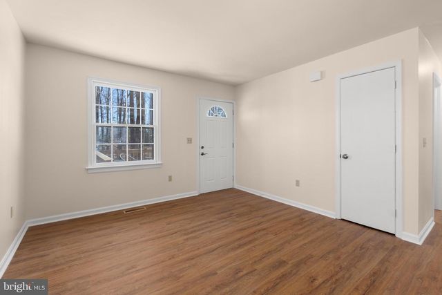 264 HOLLY CORNER RD, Fredericksburg, VA 22406