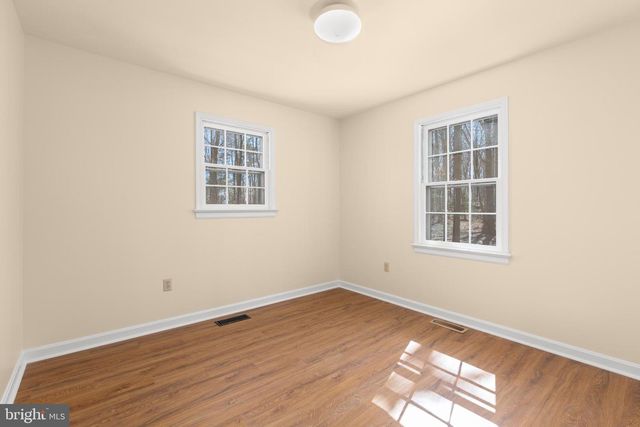 264 HOLLY CORNER RD, Fredericksburg, VA 22406