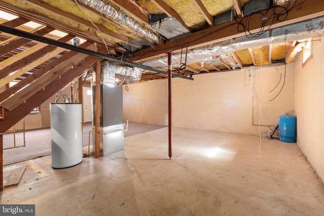 264 HOLLY CORNER RD, Fredericksburg, VA 22406