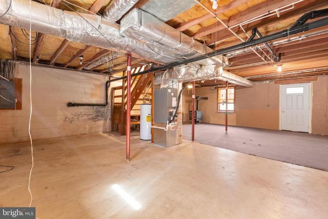 264 HOLLY CORNER RD, Fredericksburg, VA 22406