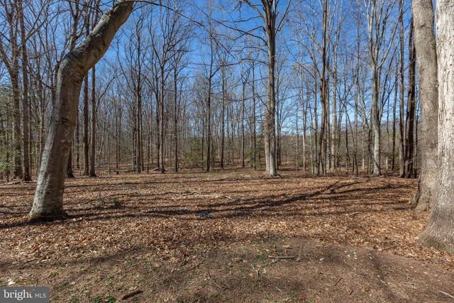 264 HOLLY CORNER RD, Fredericksburg, VA 22406