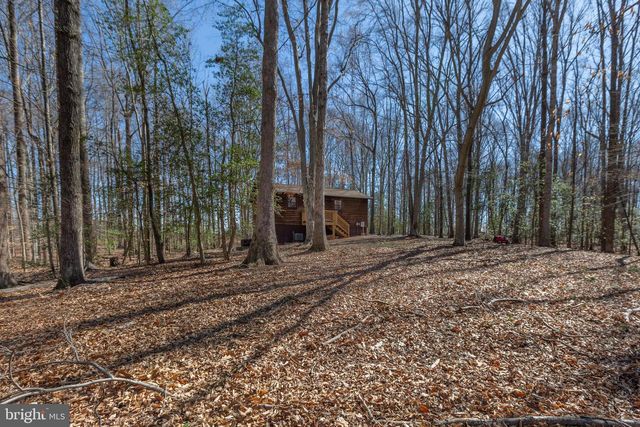 264 HOLLY CORNER RD, Fredericksburg, VA 22406