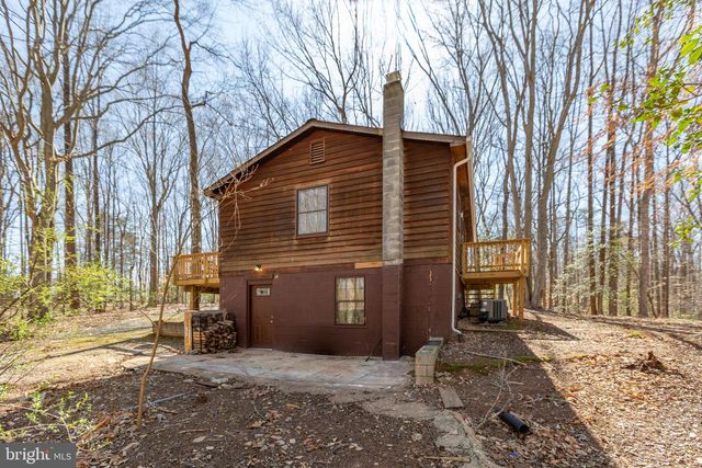 264 HOLLY CORNER RD, Fredericksburg, VA 22406