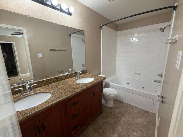 2630 Skyview Shadows Court, Houston, TX 77047