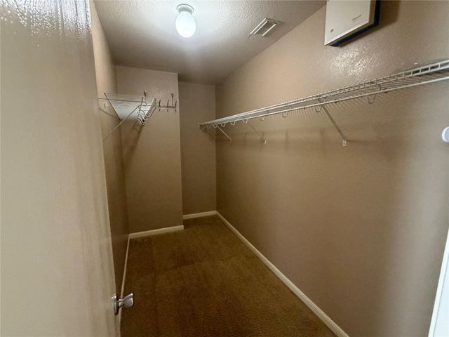 2630 Skyview Shadows Court, Houston, TX 77047