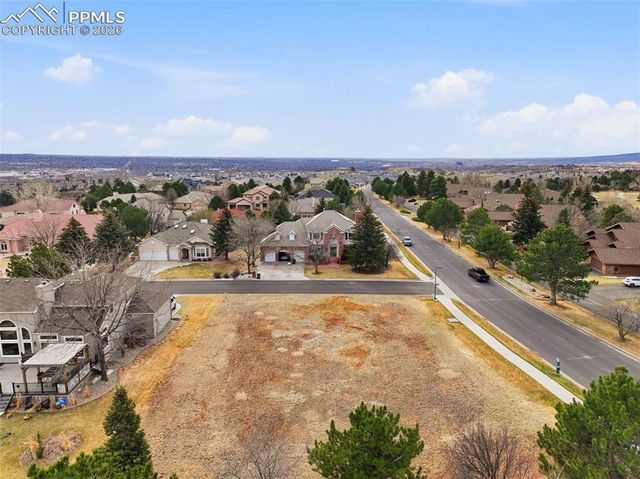 3810 Edgecliff Court, Colorado Springs, CO 80904