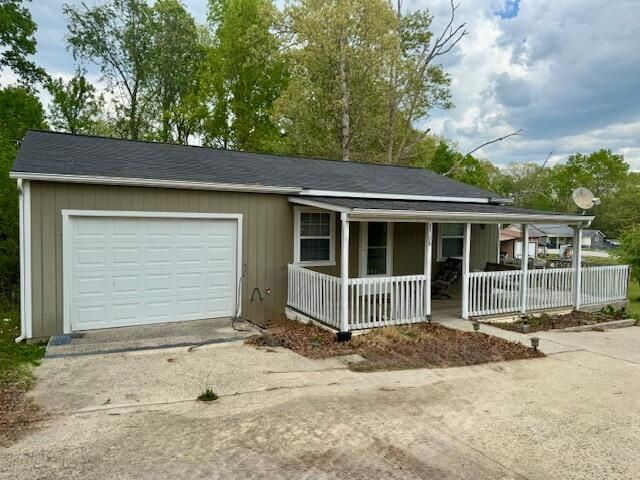 2831 Williamsburg Street, Whitley City, KY 42653