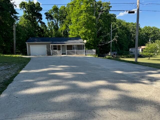 2831 Williamsburg Street, Whitley City, KY 42653