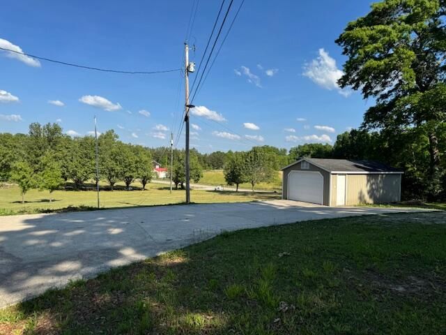 2831 Williamsburg Street, Whitley City, KY 42653