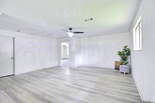 824 Princewood Ct, Baton Rouge, LA 70806