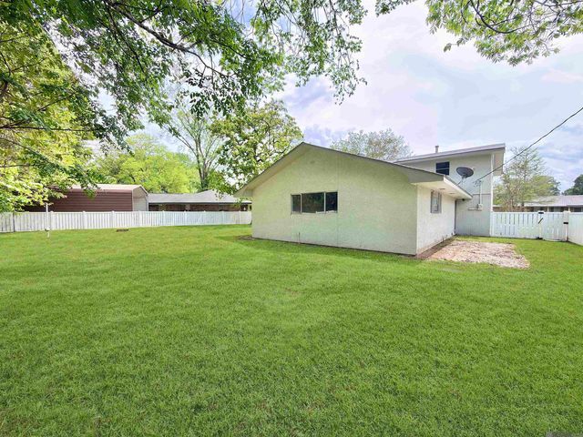 824 Princewood Ct, Baton Rouge, LA 70806