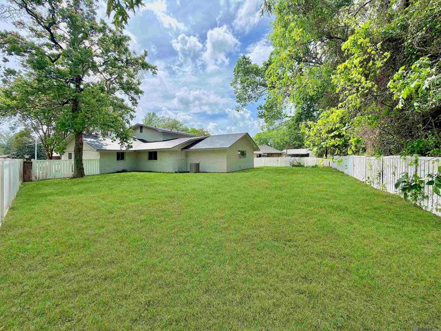 824 Princewood Ct, Baton Rouge, LA 70806