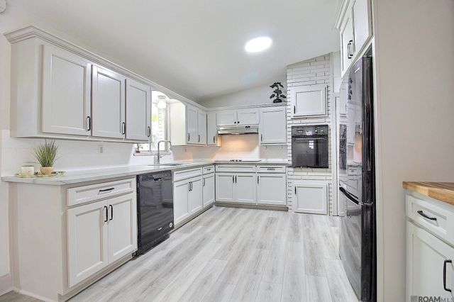 824 Princewood Ct, Baton Rouge, LA 70806