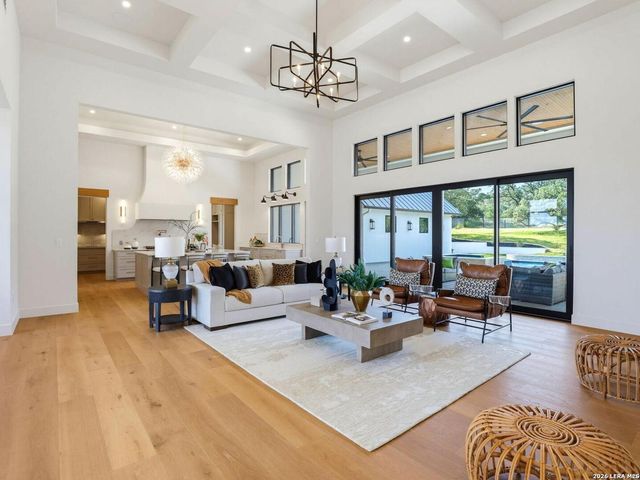 11221 Ensor, Boerne, TX 78006