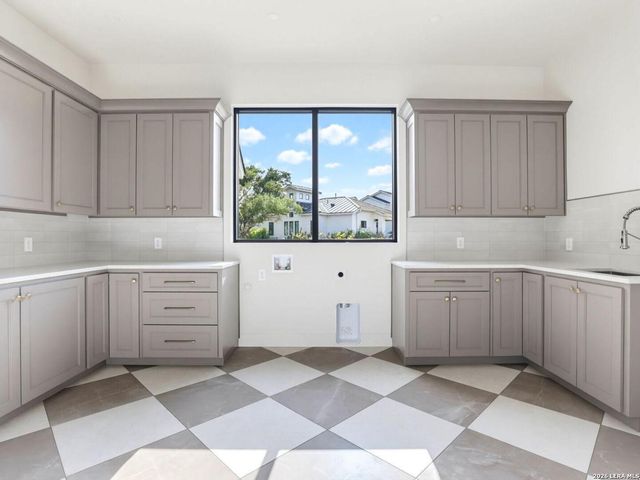 11221 Ensor, Boerne, TX 78006