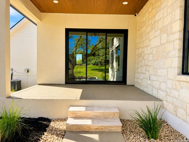 11221 Ensor, Boerne, TX 78006