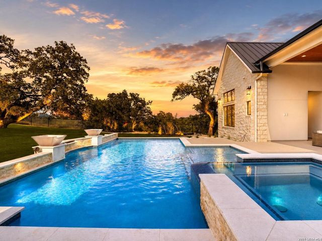 11221 Ensor, Boerne, TX 78006