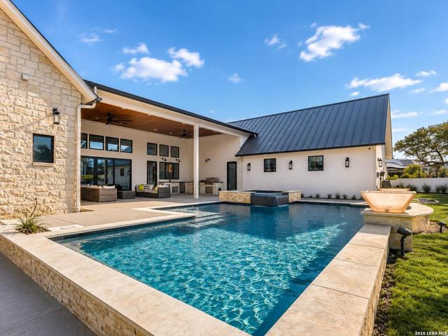 11221 Ensor, Boerne, TX 78006