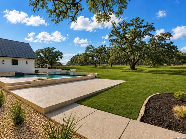 11221 Ensor, Boerne, TX 78006
