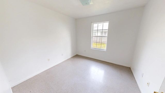 308 Coffee St, Dequincy, LA 70633
