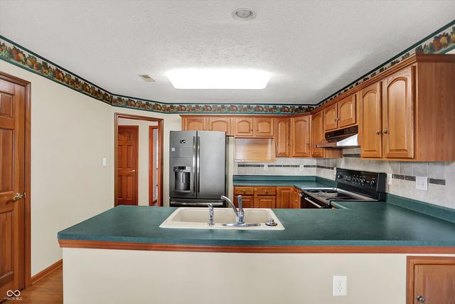 1781 Stonewall Circle, Greenfield, IN 46140