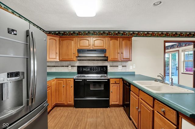 1781 Stonewall Circle, Greenfield, IN 46140