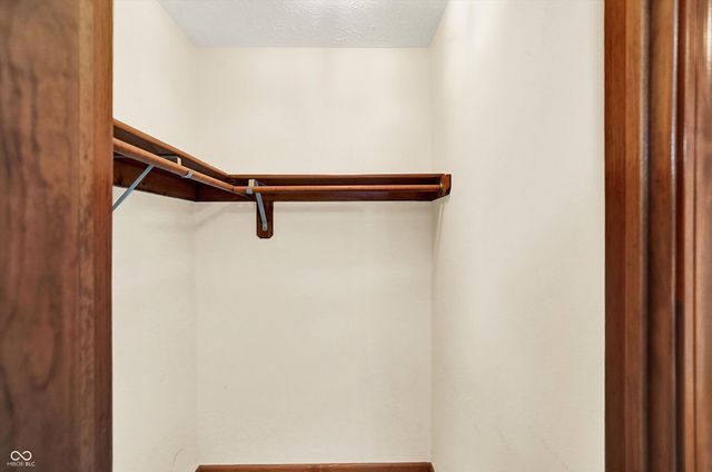 1781 Stonewall Circle, Greenfield, IN 46140