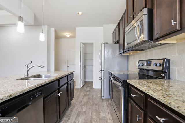 5646 Apple Grove Road, Buford, GA 30519