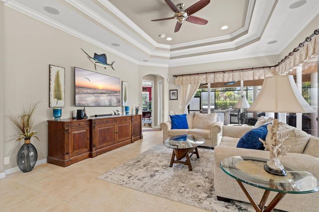 315 PETREL TRAIL, Bradenton, FL 34212