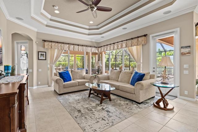 315 PETREL TRAIL, Bradenton, FL 34212