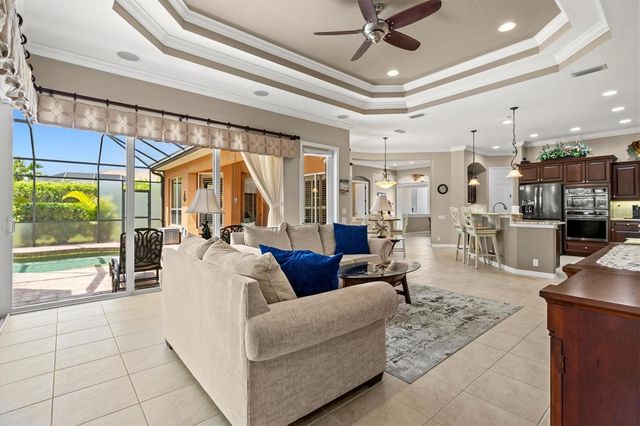 315 PETREL TRAIL, Bradenton, FL 34212