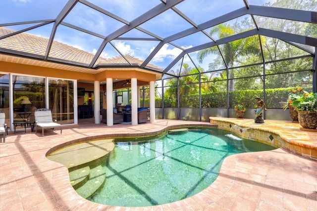 315 PETREL TRAIL, Bradenton, FL 34212