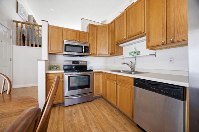 1903 58 Avenue S, Fargo, ND 58104
