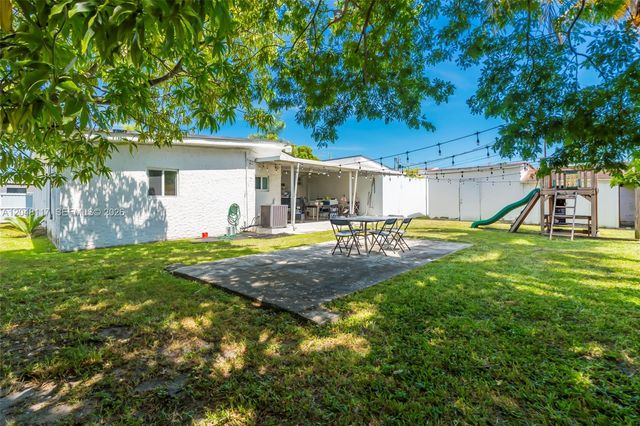114 SW 57th Court, Miami, FL 33144