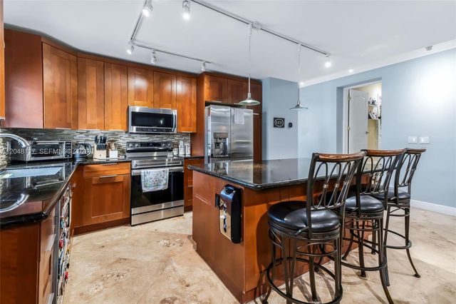 114 SW 57th Court, Miami, FL 33144