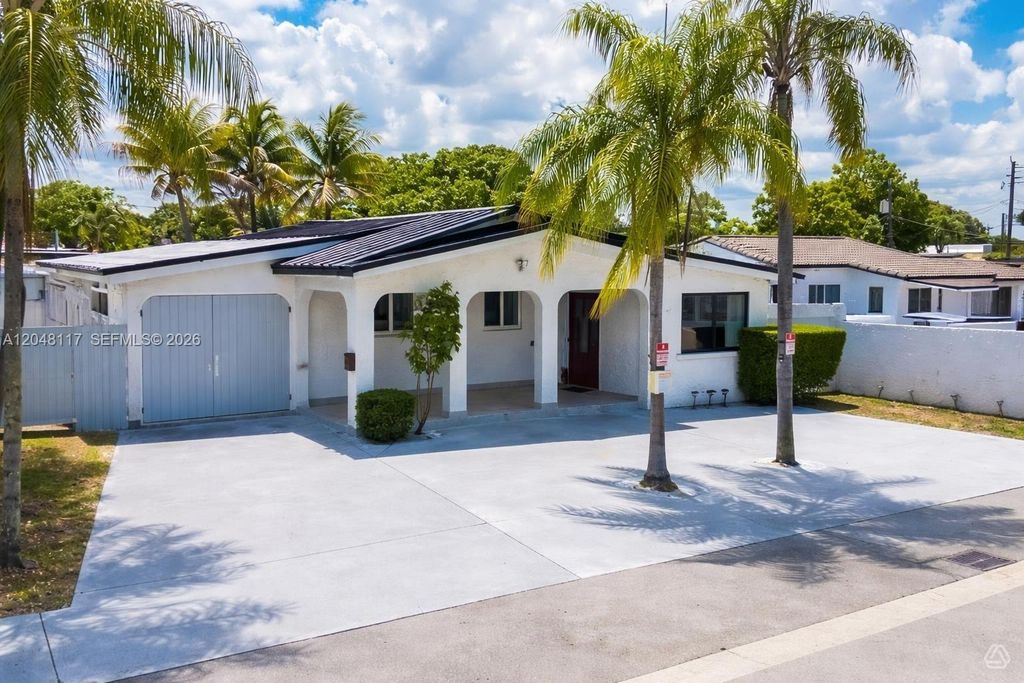 114 SW 57th Court, Miami, FL 33144
