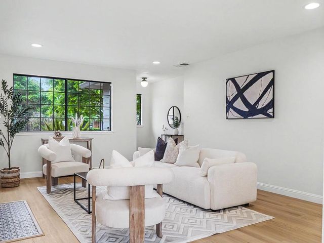 435 Cypress Avenue, Santa Clara, CA 95050