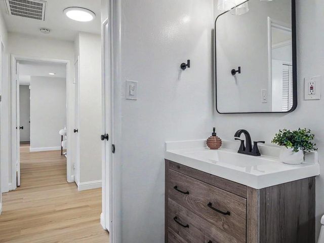 435 Cypress Avenue, Santa Clara, CA 95050