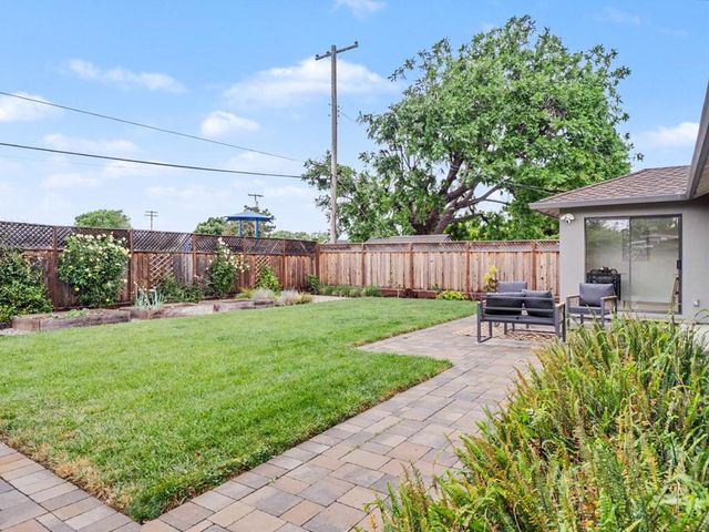 435 Cypress Avenue, Santa Clara, CA 95050