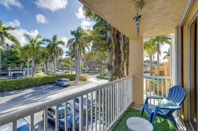 1350 SE 3rd Avenue 211, Dania Beach, FL 33004