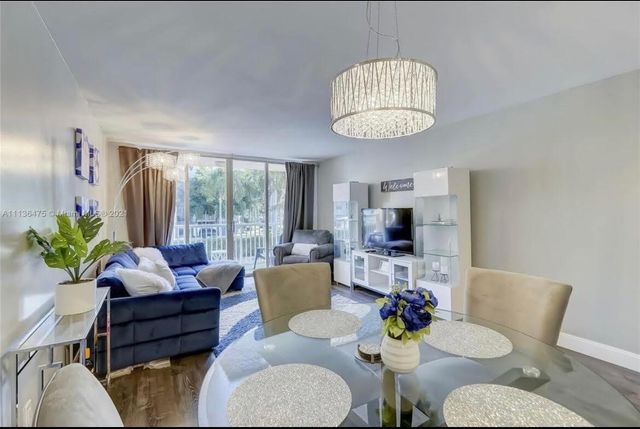 1350 SE 3rd Avenue 211, Dania Beach, FL 33004