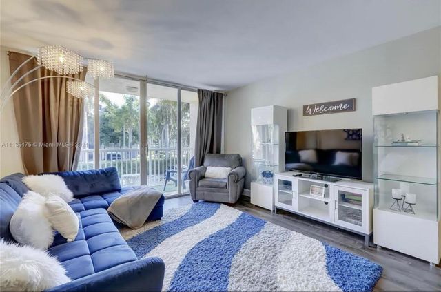 1350 SE 3rd Avenue 211, Dania Beach, FL 33004