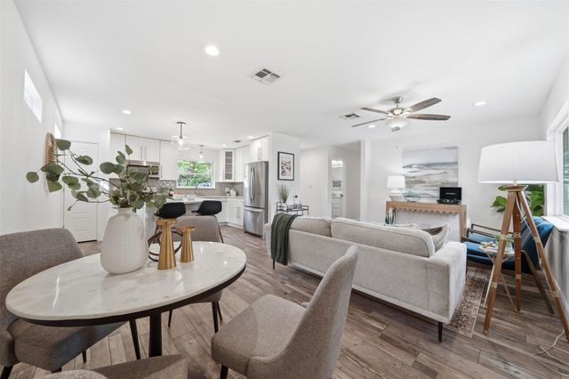 1317 Corona DR, Austin, TX 78723