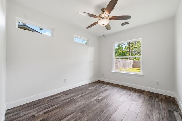 1317 Corona DR, Austin, TX 78723
