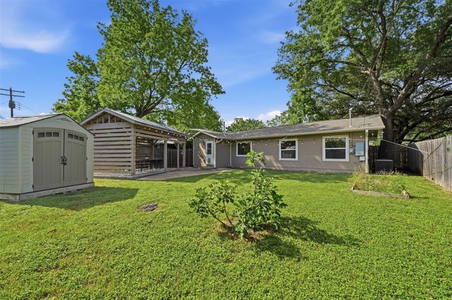1317 Corona DR, Austin, TX 78723