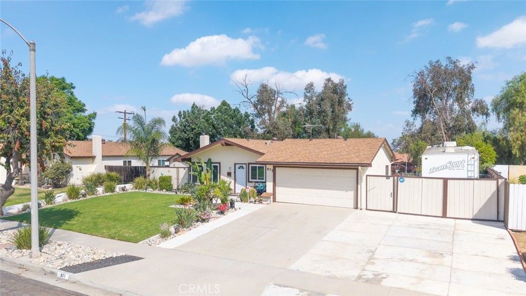 871 W Francis, Corona, CA 92882 — exterior